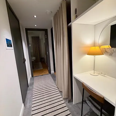 Cozy 2-room In Center